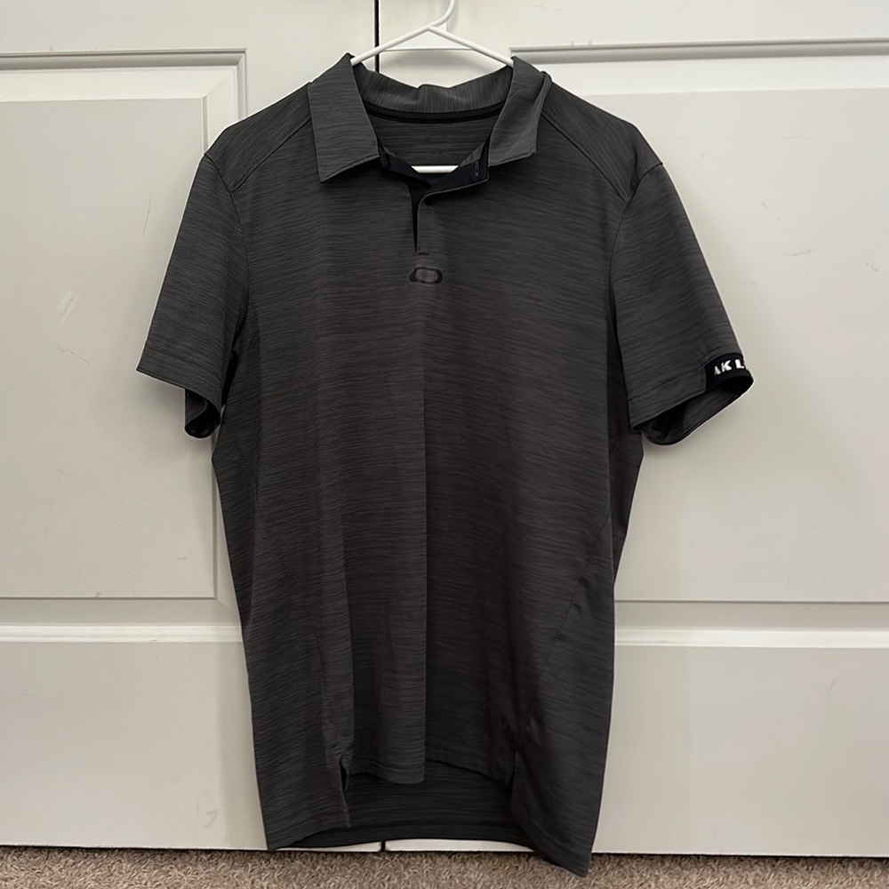 Men’s Oakley golf polo